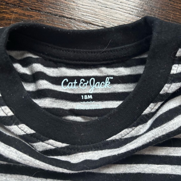 NWOT Cat & Jack Striped T-Shirt - Picture 2 of 3